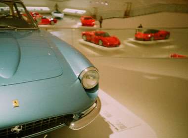 Visita a Modena con visita al Museo Ferrari e al Museo Pavarotti