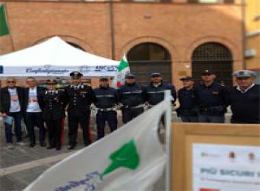 Campagna Sicurezza per gli Anziani in Piazza nei giorni di mercato