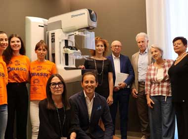 Innovazione nella Diagnosi Precoce del Tumore al Seno: Il nuovo Mammografo 3D con Tomosintesi SmartCurve al Centro di Medicina Montebelluna