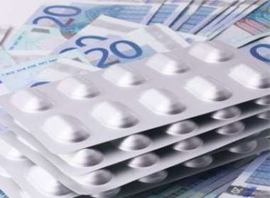 La strategia farmaceutica della Commissione Cee: medicinali innovativi e dal prezzo contenuto