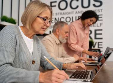 Over 65 lavoro o altre attività allontanano il decadimento