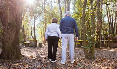camminare aiuta a prevenire infarti e demenza