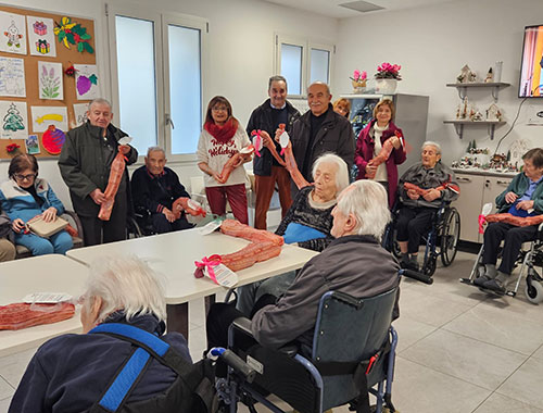 donazione calze befana cra foro boario