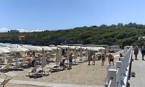 spiaggia peschici festa nonni e nipoti